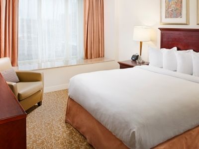 Hilton Hotel 4*